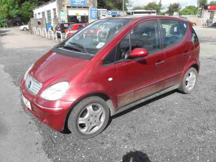 0151 MERCEDES A160 AVANTGARDE AUTO RED