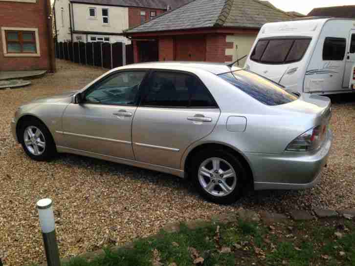 02 LEXUS ALTEZA IS 200 AUTO