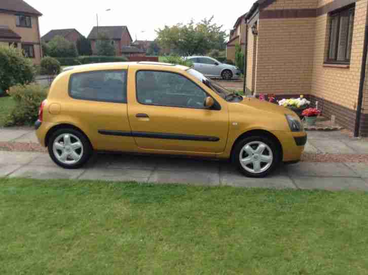 03 clio 1.1 60,000 1 year mot 6 month