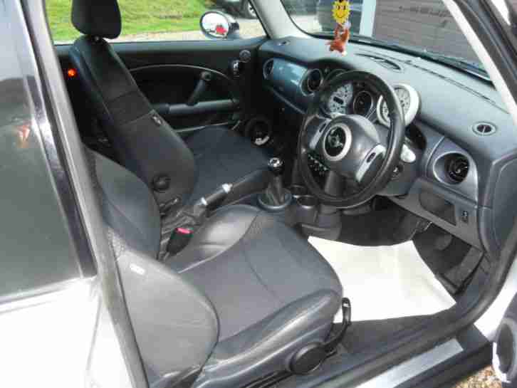 0353 Mini Mini 1.6 Cooper