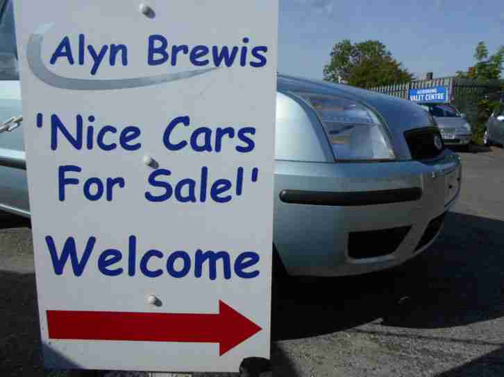 06(06) Focus 1.6 Ghia Estate, ONLY 50,852