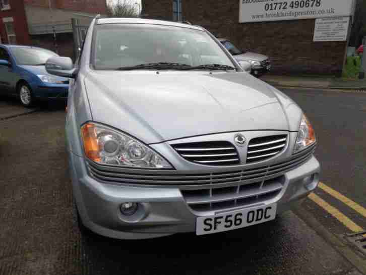 07/56 SSANGYONG KYRON 2.0TD S 5DR 4X4 IN SILVER,ONLY 47,000 MILES FROM NEW