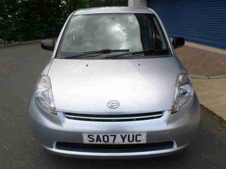 07 DAIHATSU SIRION 1.0 S