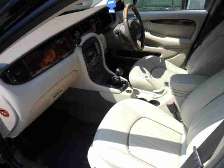 07 Jaguar X-Type 2.2 D SE Estate Manual