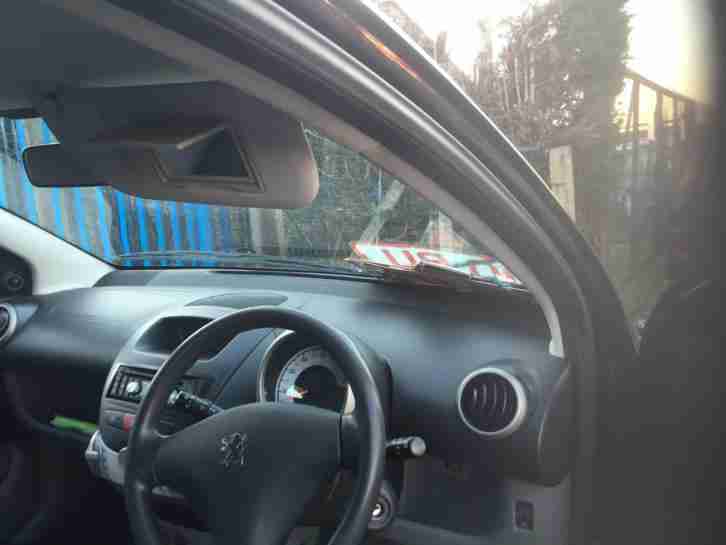 08plate Peugeot 107 1.0 12v kiss SHOWROOM CONDITION HPI CLEAR 1 OWNER
