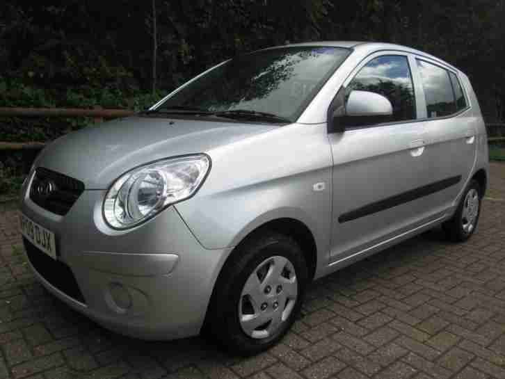 09 09 PICANTO 1.0 5DR HATCH IN MET SILVER