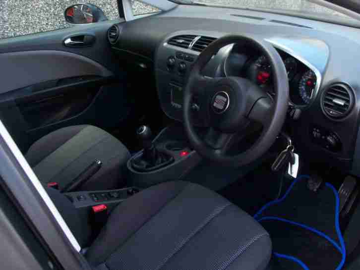 09 09 REG SEAT LEON 1.6 REFERENCE 5DR BLACK AIRCON SPORTS SEATS LOW MILEAGE FSH