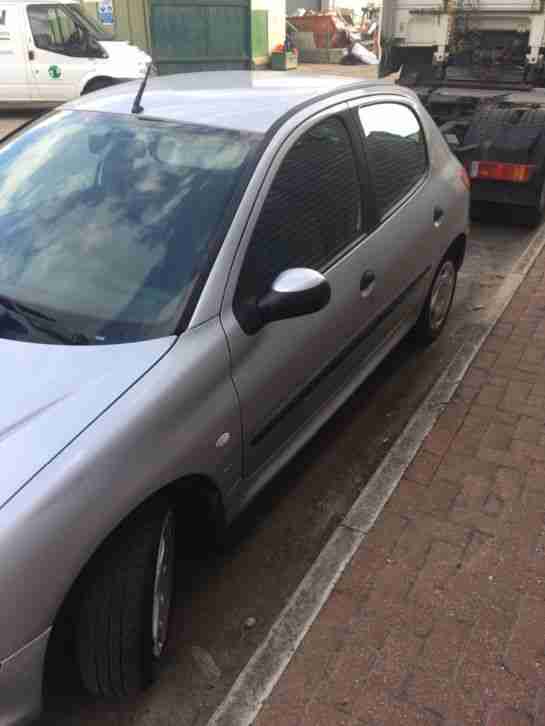  Hdi 206. Land & Range Rover car from United Kingdom