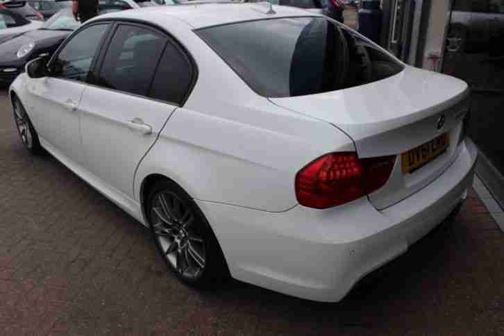 11/61 BMW 320D SPORT PLUS EDITION ALPINE WHITE