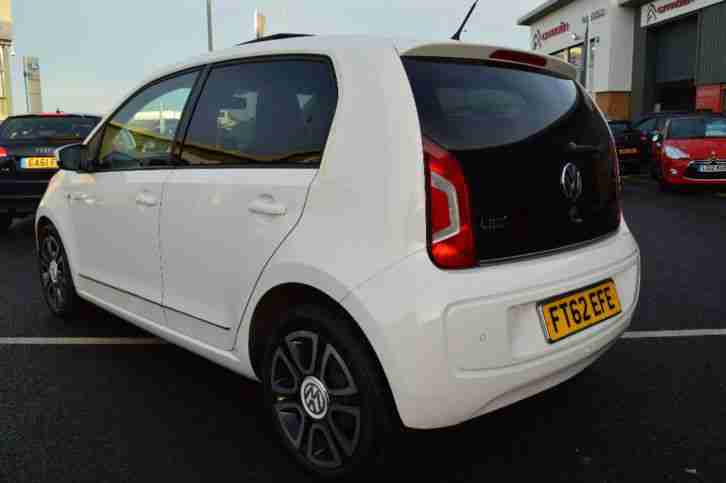 12/62 Volkswagen up! 1.0 ( 75 ) High Up White Edition, 12k FVWSH, 11/15 Warranty