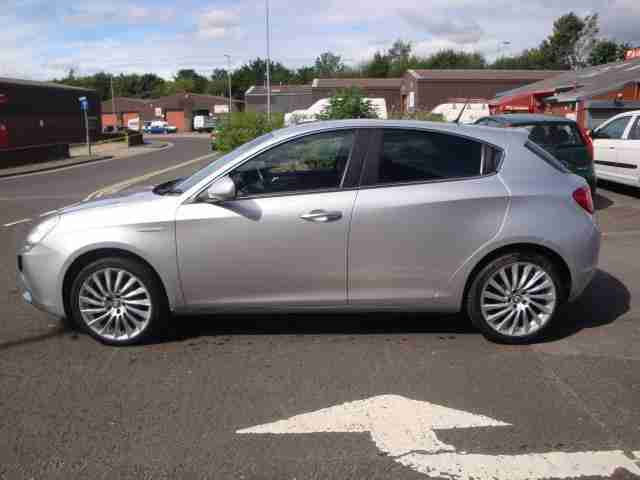 12 ALFA ROMEO GIULIETTA LUSSO JTDM-2 170 BHP AUTOMATIC DIESEL £30 ROAD TAX