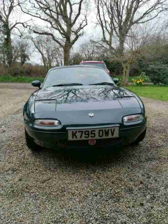 Mazda Eunos MX5 Automatic + Hard Top, Case & New Soft top 1992