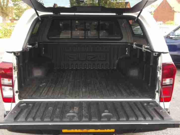 15/65 ISUZU D-MAX 2.5 BLADE AUTO