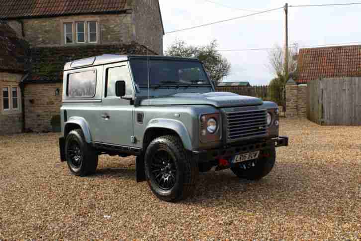 16 PLATE LAND ROVER DEFENDER 90 XS BOWLER COUNTY STATION WAGON BRAND NEW