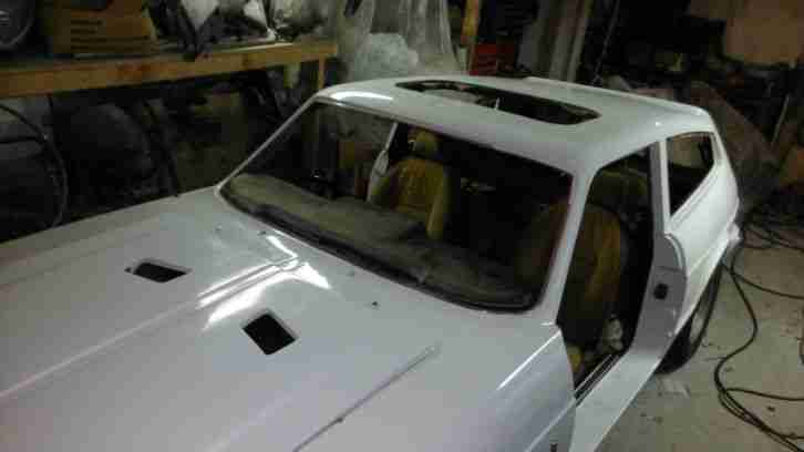1977 RELIANT SCIMITAR GTE AUTO WHITE SPARES OR REPAIR UNFINISHED PROJECT