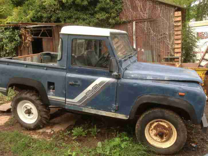 1988 LAND ROVER DEFENDER 90 BLUE PICKUP