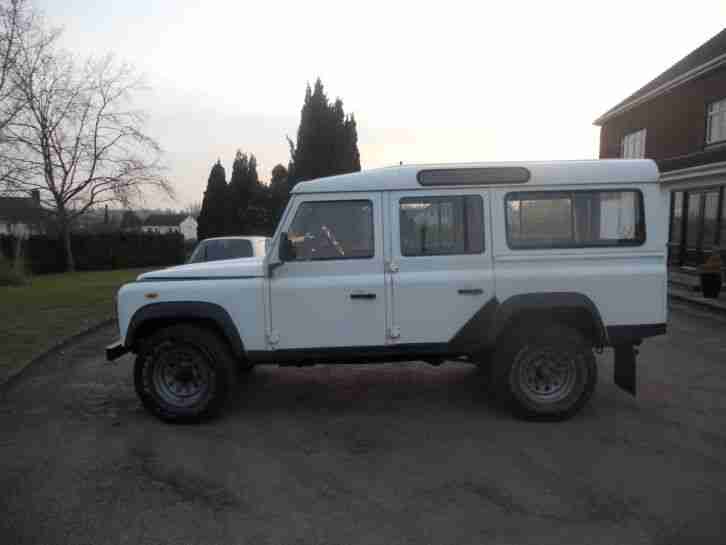 1988 LAND ROVER LR 110 4C SW WHITE