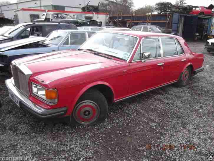 1988 ROLLS ROYCE SILVER SPIRIT. BREAKING FOR SPARES.