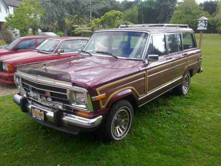 1989 JEEP GRAND WAGONEER CORDOVAN RED/WOOD AMC 360 5.9L V8 PETROL AUTO