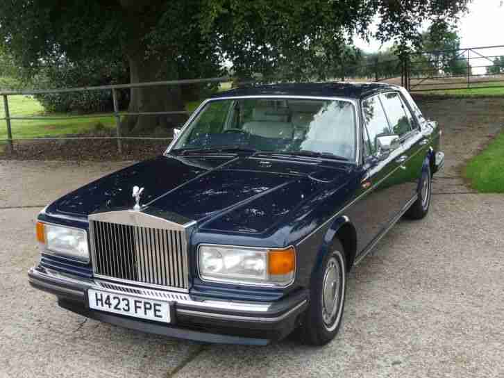 1990 ROLLS ROYCE SILVER SPIRIT, ROYAL BLUE EXTERIOR, CREAM INTERIOR.