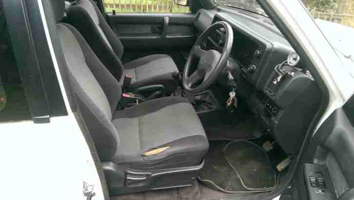 1992 ISUZU TROOPER SWB TURBO D WHITE