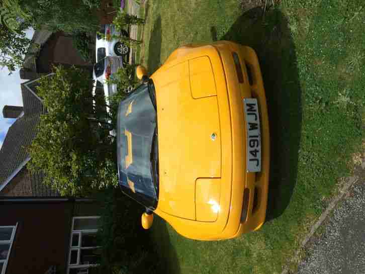 1992 ELAN SE TURBO YELLOW