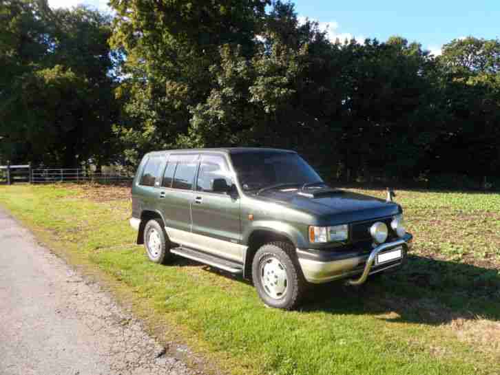 1993 ISUZU TROOPER 3.1TD BIGHORN LOTUS HANDLING PACK LWB GREEN OVER SILVER