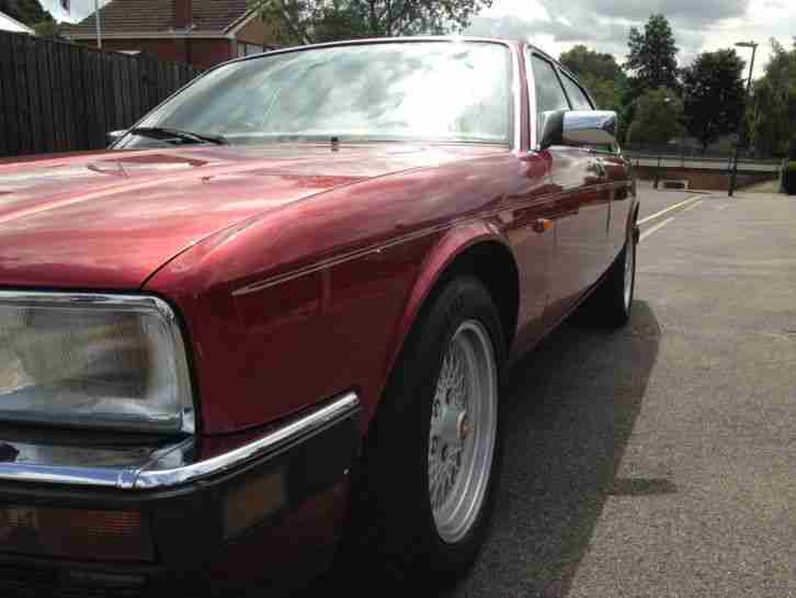 1993 JAGUAR SOVEREIGN 4.0 AUTO RED.