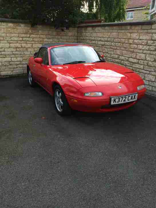 1993 MX 5 RED