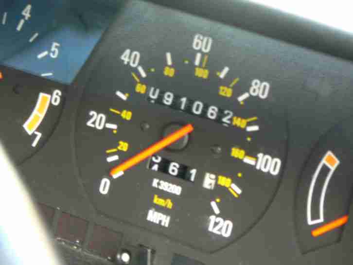 1993 VOLVO 240 SE 91K MILES FSH FROM NEW SEVEN SEATER WITH VOLVO ROOF RACK