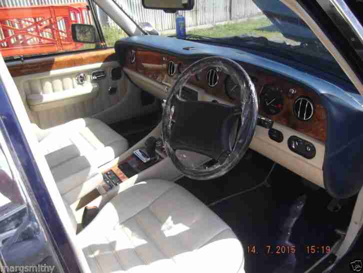 1994 BENTLEY TURBO R. BREAKING FOR SPARES.
