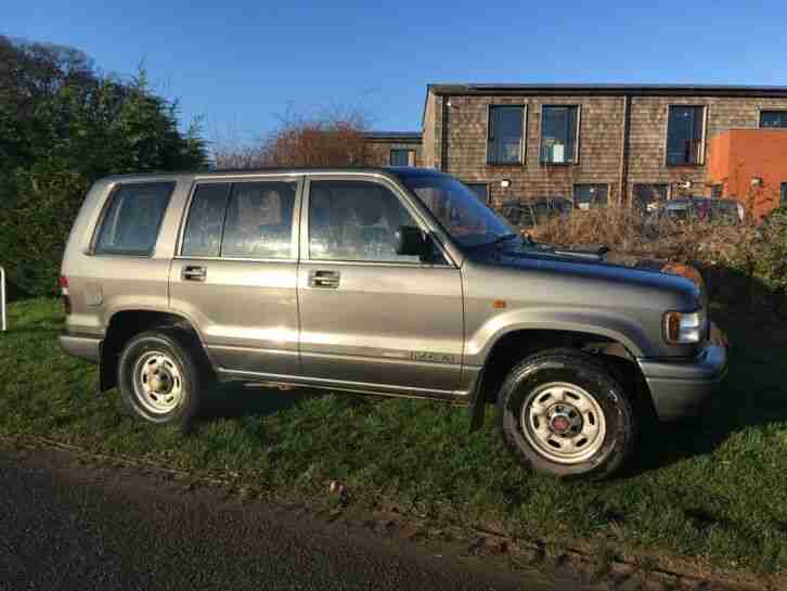 1994 ISUZU TROOPER 3.1 LWB