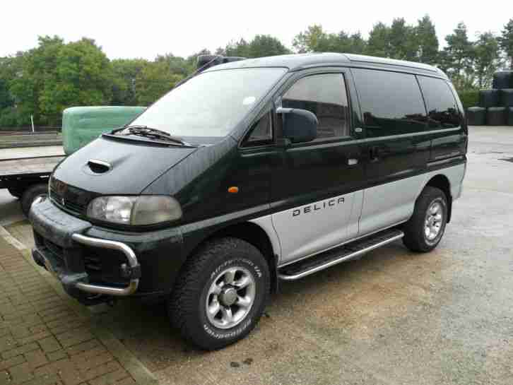 1994 MITSUBISHI DELICA SPACEGEAR 2.8 4x4 in BLACK