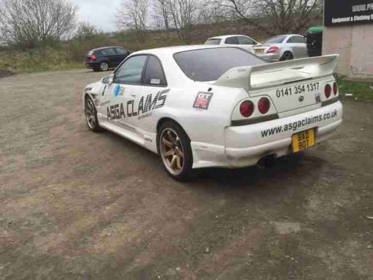 1994 WHITE SKYLINE R33 600BHP