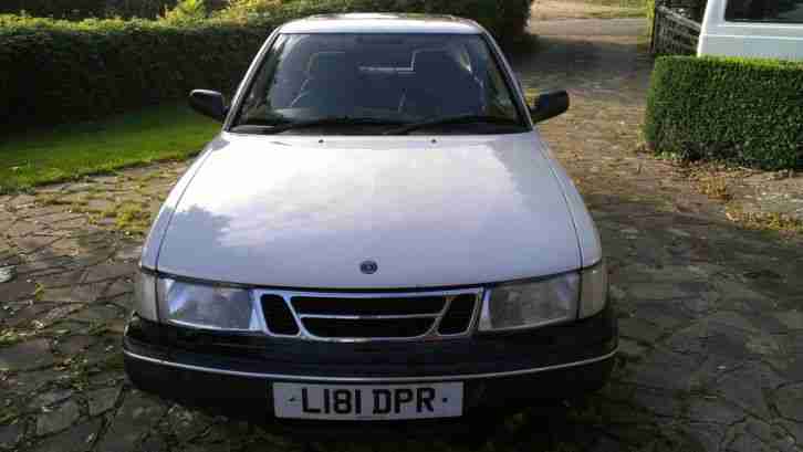 1994 SAAB 900 S AUTO WHITE