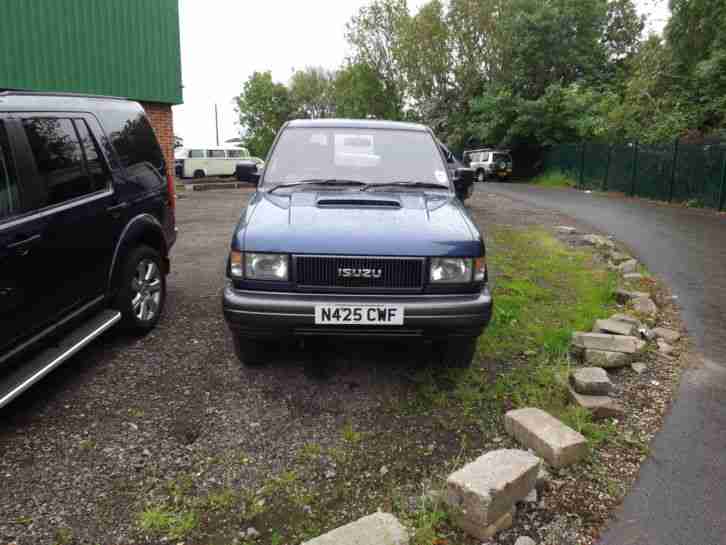 1995 ISUZU TROOPER DUTY LWB BLUE spares or repair