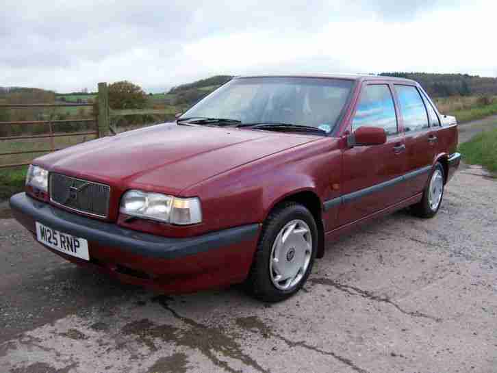 1995 VOLVO 850 2.4 SE saloon, MOT May 2016, 2 owners, FSH recent clutch, battery