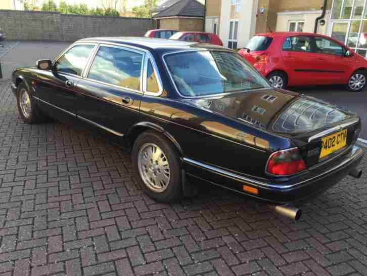 1996 Jaguar XJ Series 3.2 ( LWB ) Sovereign (LWB) Full service 14 stamps