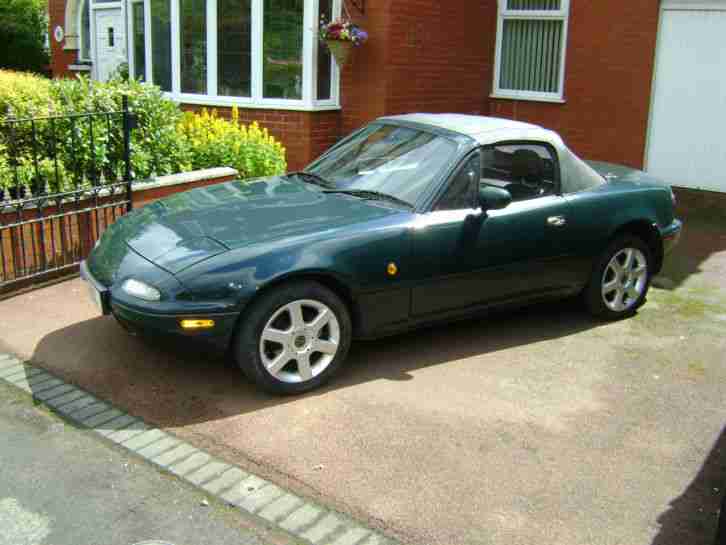 1996 MAZDA MX-5 GREEN