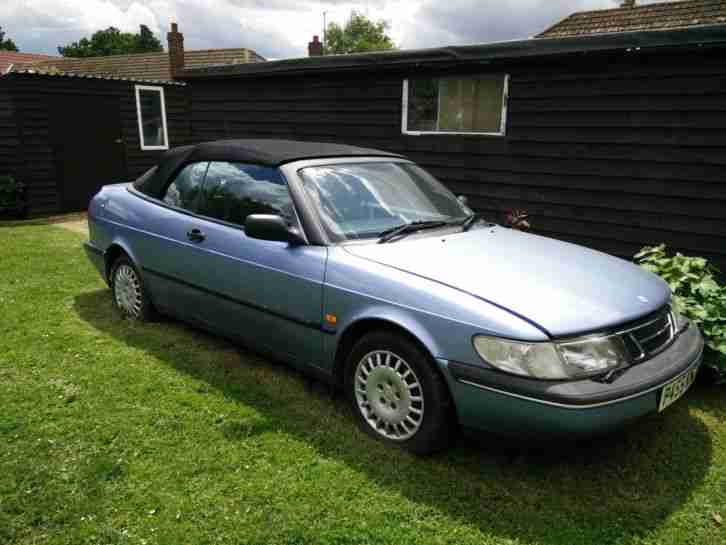 1996 Saab 900S Automatic, Convertible, leather interior.