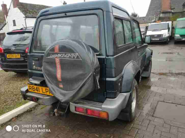 1997 Daihatsu Fourtrak 7 SEATER TOW BAR diesel 4x4 2 availible low millige