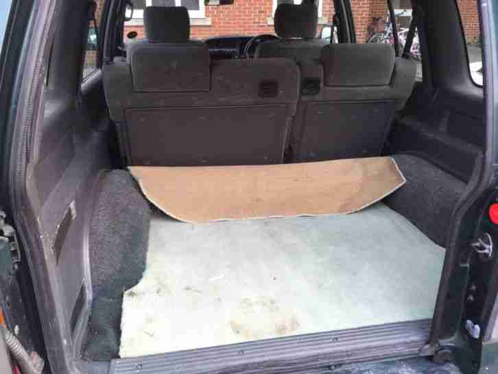 1997 ISUZU GREEN (SPARES OR REPAIRS)