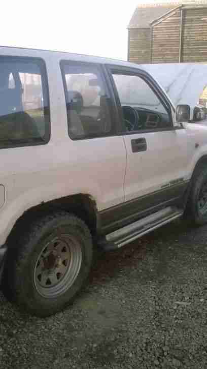 1997 ISUZU TROOPER DUTY SWB WHITE