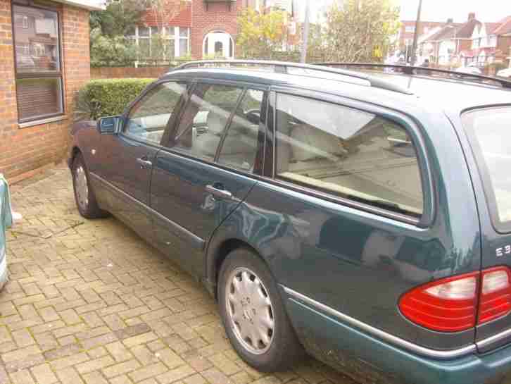 1997 MERCEDES E300 ELEGANCE TD AUTO GREEN