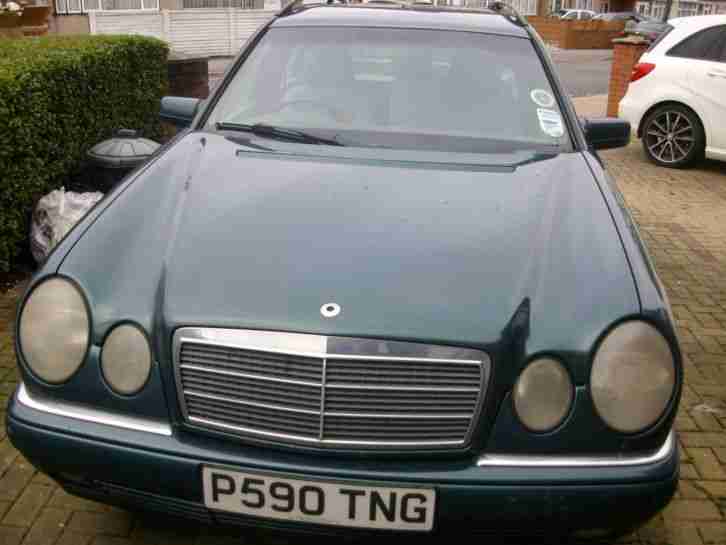 1997 MERCEDES E300 ELEGANCE TD AUTO GREEN