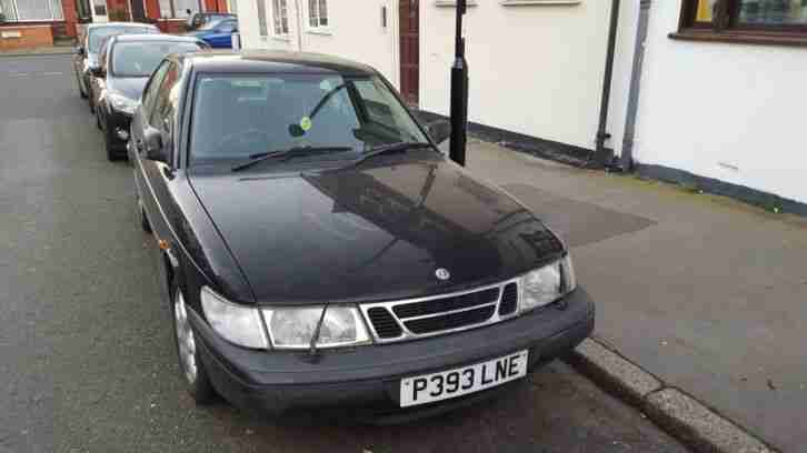 1997 900 BLACK WITH MOT DRIVES WITH EASE