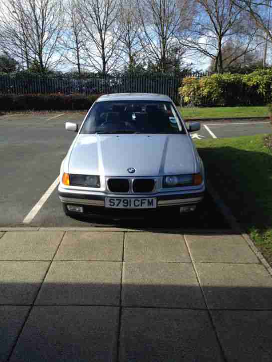 1998 BMW E36 BREAKING