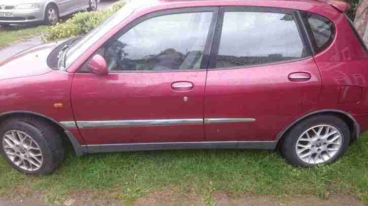 1998 DAIHATSU SIRION + AUTO RED ..Lowestoft nr33 area
