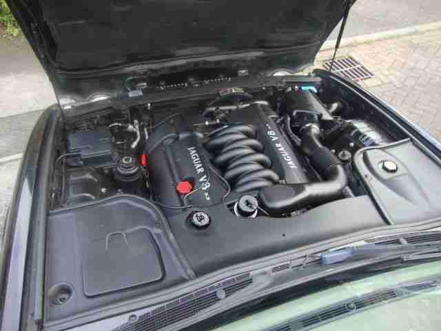 1998 JAGUAR XJ8 AUTO BLACK - 99k miles, Excellent Condition - V8 3.2 Engine
