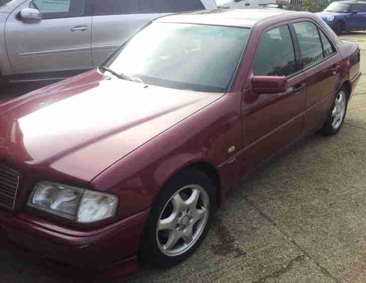 1998 MERCEDES C240 Sports AUTO 4 Door Saloon
